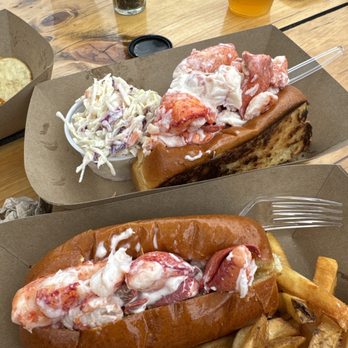 Buoy Shack - 6oz on top with slaw and 3oz on bottom with fries. - Seafood Near Me - Kittery, Maine