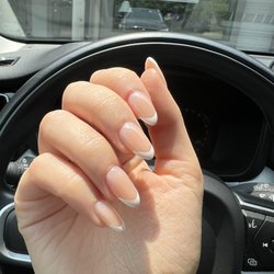 Oasis Nails - Beautiful and meticulous work from James! Seriously gorgeous nail art.