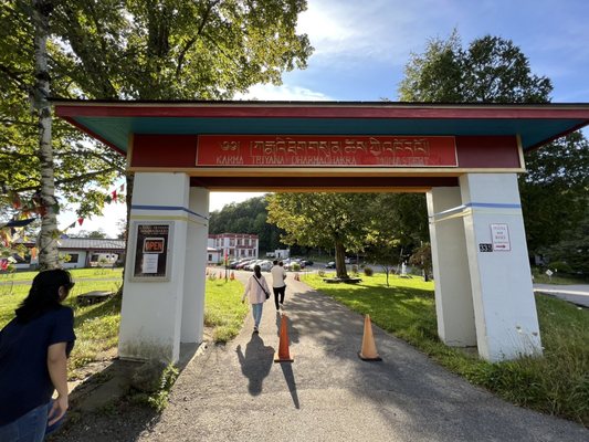 KTD - Karma Triyana Dharmachakra by null