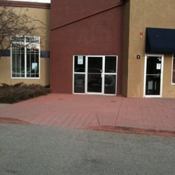 Filyk Zoe, MD, CCFP, AAAM - Front entrance