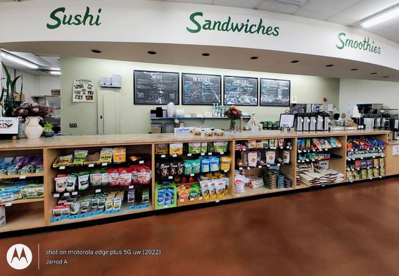 Island Naturals Market & Deli by null