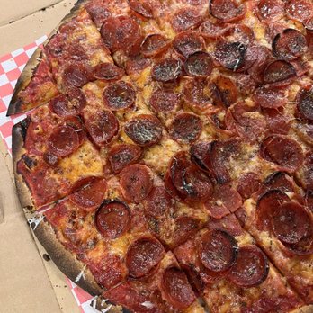 Kim's Uncle Pizza - Pepperoni and hot honey - Pizza Near Me - Westmont, Illinois Kim's Uncle Pizza - Pepperoni and hot honey - Pizza Near Me - Westmont, Illinois