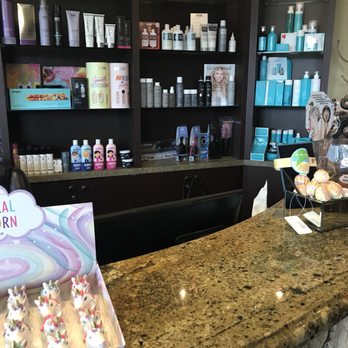 Casa De Bellini Salon - Blow Dry/Out Services Near Me - Whittier, California