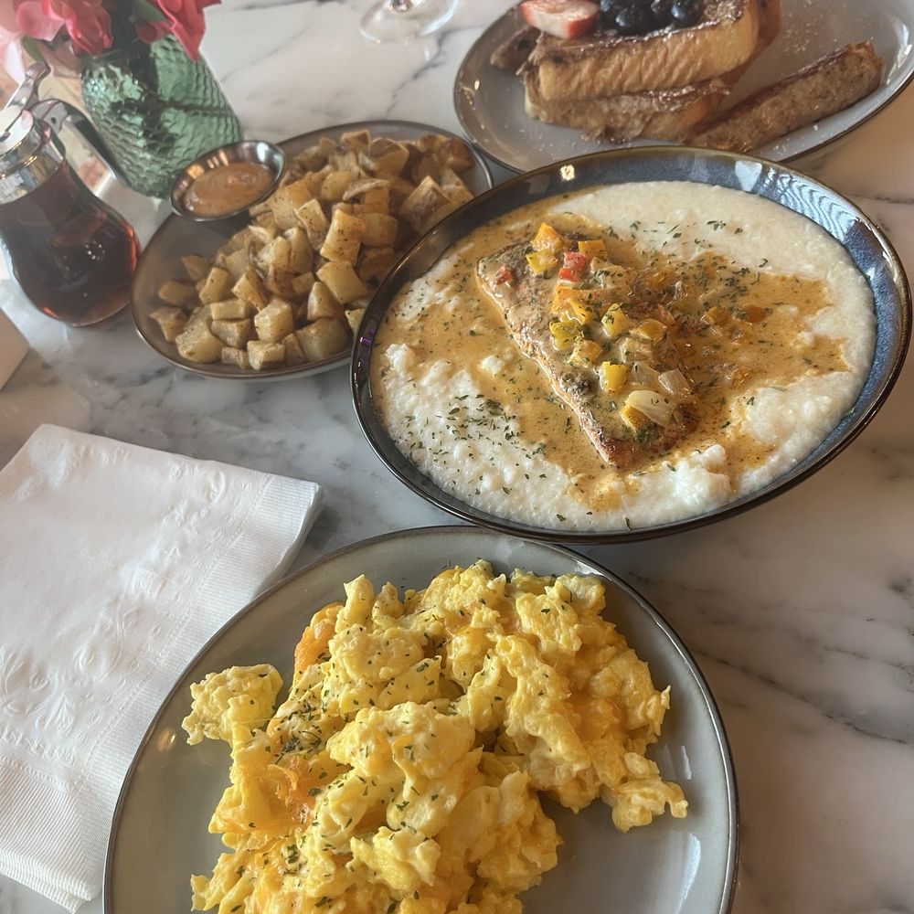 Mosa Restaurant and Bar - Salmon and grits and French Kiss French Toast - Breakfast & Brunch Near Me - Atlanta, Georgia