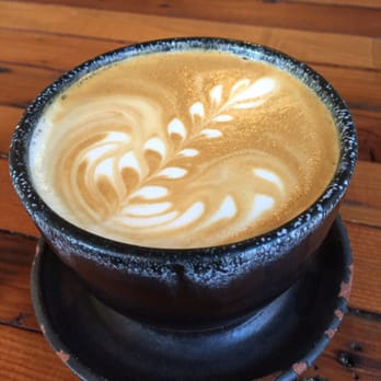 Devout Coffee - 10oz latte - Coffee Roasteries Near Me - Fremont, California