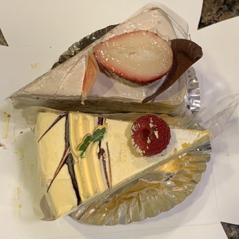85°C Bakery Cafe-Bellevue - Coffee Mousse Cake and Mango Mousse Cake - Bakeries Near Me - Bellevue, Washington