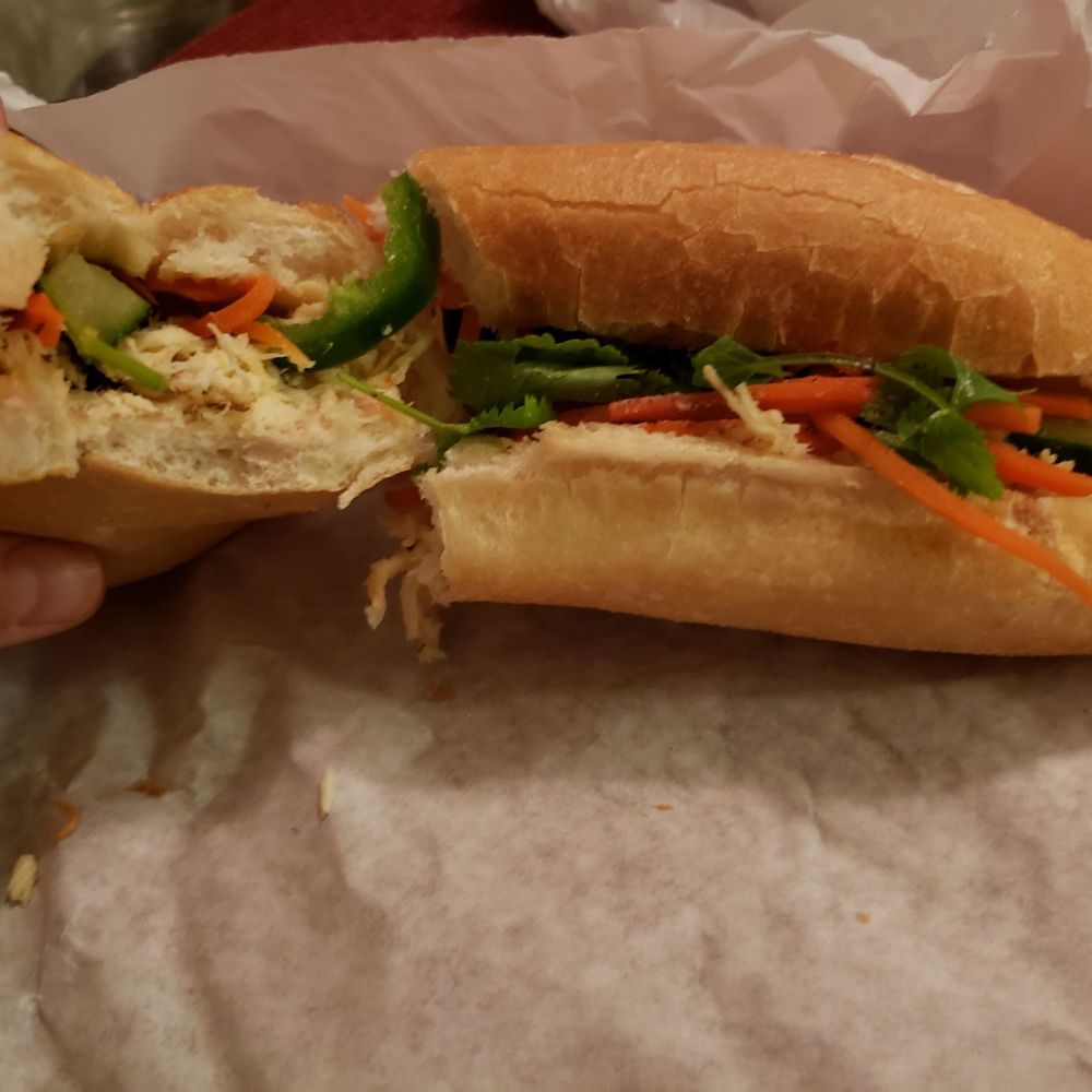 Honey Teahouse - Chicken sandwich (bahn mi) - Juice Bars & Smoothies Near Me - Cypress, Texas
