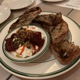 Burrata & Roasted Grapes Burrata & Roasted Grapes
