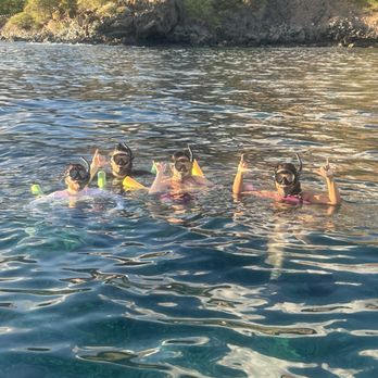 Maui Custom Charter - Snorkeling Group Pic - Boat Charters Near Me