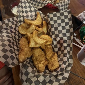 Smith Creek Moonshine - Kids' chicken strips and curly fries - Burgers Near Me - Branson, Missouri Smith Creek Moonshine - Kids' chicken strips and curly fries - Burgers Near Me - Branson, Missouri