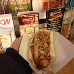 Hot-Dog World - Chili Hotdog (3.50 Euro)