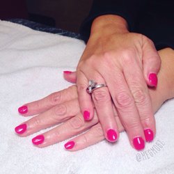 The Fix Salon - Acrylic/shellac combo by Meg