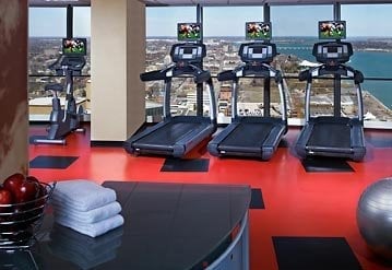 Detroit Marriott at the Renaissance Center by null