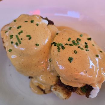 Memphis Cafe - Crabcake Eggs Benedict - Southern Near Me - Costa Mesa, California
