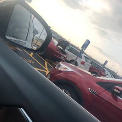 Pickup waiting lot