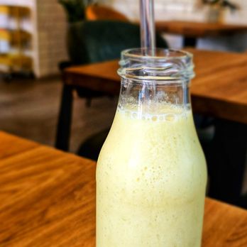 Café Freda - Tropical Smoothie - Cafes Near Me - Hamburg, HH