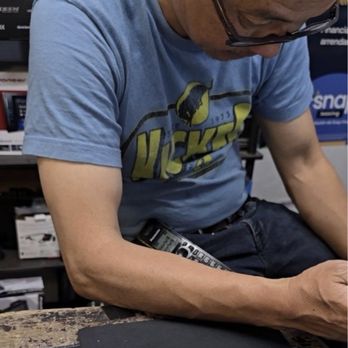Audiowerk - This is him doing a quote for another customer right before I got my Odyssey done - Car Stereo Installation Near Me - San Jose, California