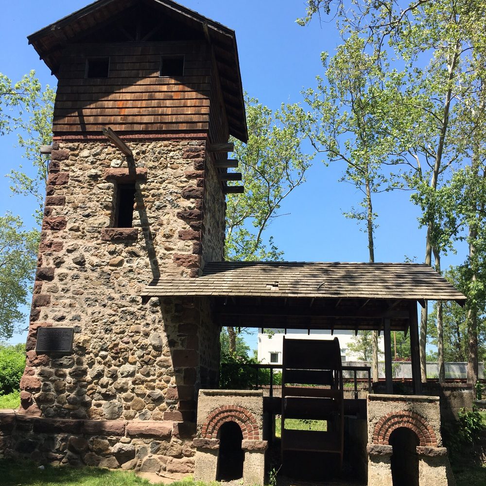 Nice spot to relax and if you're into Pokémon a challenging gym.