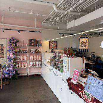 Momo Tea - Tea Rooms Near Me - San Francisco, California Momo Tea - Tea Rooms Near Me - San Francisco, California