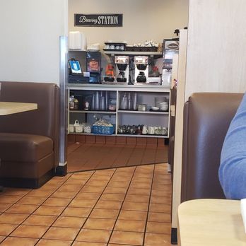 Henry's Cafe - Breakfast & Brunch Near Me - Tehachapi, California Henry's Cafe - Breakfast & Brunch Near Me - Tehachapi, California