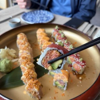 Blu On The Hudson - Sushi - Sushi Bars Near Me - Weehawken Township, New Jersey