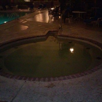 Diamondhead Inn and Suites - Dark green algae infested hot tub - Hotels Near Me - Bay St. Louis, Mississippi Diamondhead Inn and Suites - Dark green algae infested hot tub - Hotels Near Me - Bay St. Louis, Mississippi