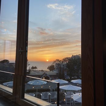 Monarch Ocean Pub - Gastropubs Near Me - Del Mar, California