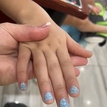 Bliss Nails Richardson - Kids mani - Nail Salons Near Me - Garland, Texas Bliss Nails Richardson - Kids mani - Nail Salons Near Me - Garland, Texas