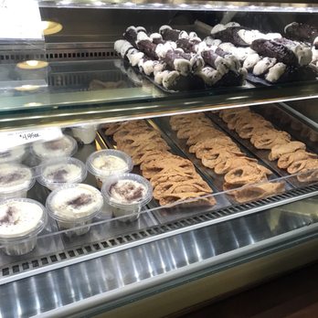 Cossetta Alimentari - Italian Near Me - Saint Paul, Minnesota