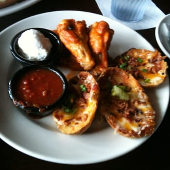 Dave & Buster's Ala Moana - Buffalo wings and potato skins! - Arcades Near Me - Honolulu, Hawaii Dave & Buster's Ala Moana - Buffalo wings and potato skins! - Arcades Near Me - Honolulu, Hawaii