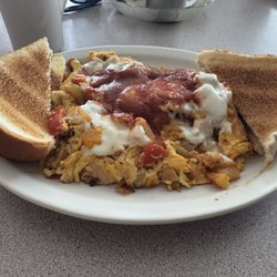 Ezzy's Restaurant