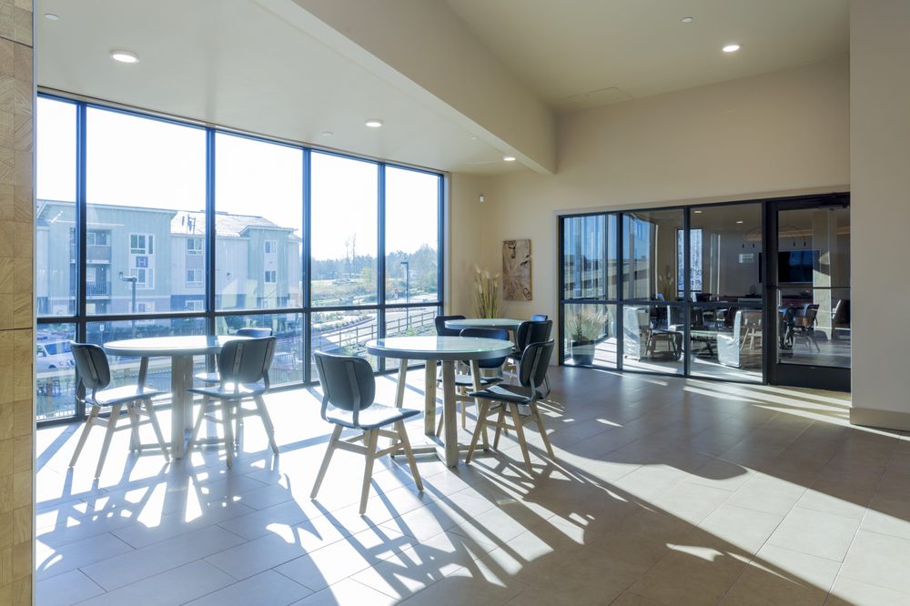 GRANDVIEW APARTMENTS Updated October 2024 17 Photos 3900 Veterans