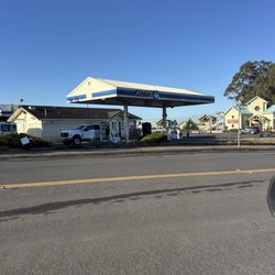 Noyo Gas Stop