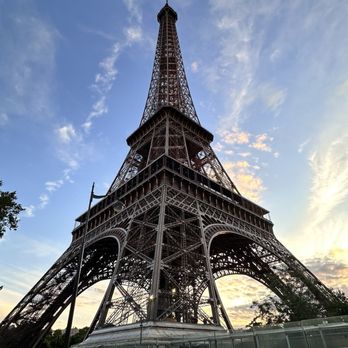 Eiffel Tower, Paris France - Landmarks & Historical Buildings Near Me - Paris Eiffel Tower, Paris France - Landmarks & Historical Buildings Near Me - Paris