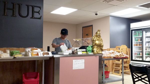 Ai Hue's Bakery & Deli by null