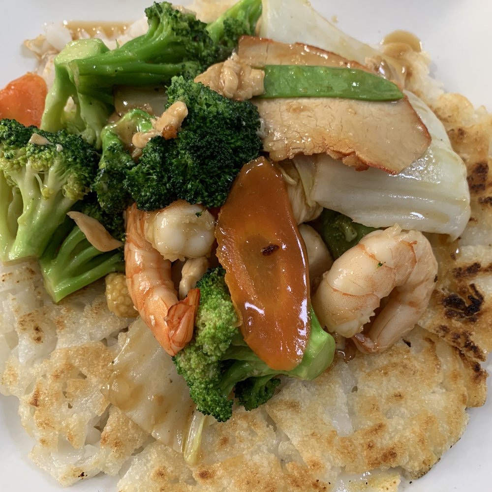 Stir fried flat noodles - combination