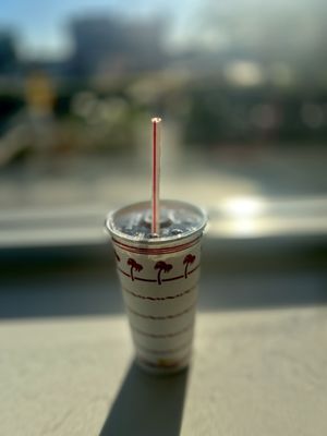 In-N-Out Burger by null