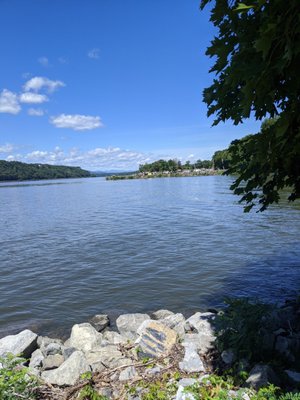 Quiet Cove Riverfront Park by null