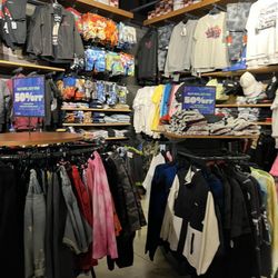 Zumiez