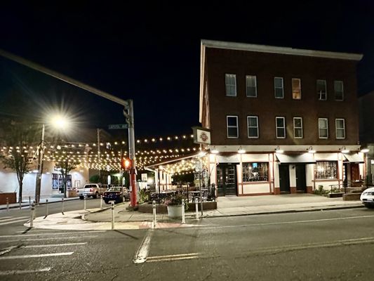 Red Rock Tavern by null