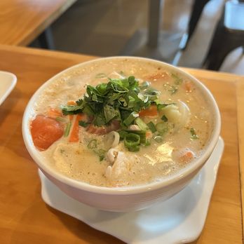 Sabai Sabai Southeast Asian Kitchen - Tom Kah coconut soup with chicken & vegetable - Thai Near Me - Grapevine, Texas