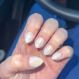 Chrome nails & almond shape