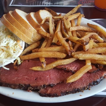 Dunn's - Smoked meat plate - Burgers Near Me - Laval, Quebec Dunn's - Smoked meat plate - Burgers Near Me - Laval, Quebec