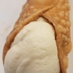 Cannolis