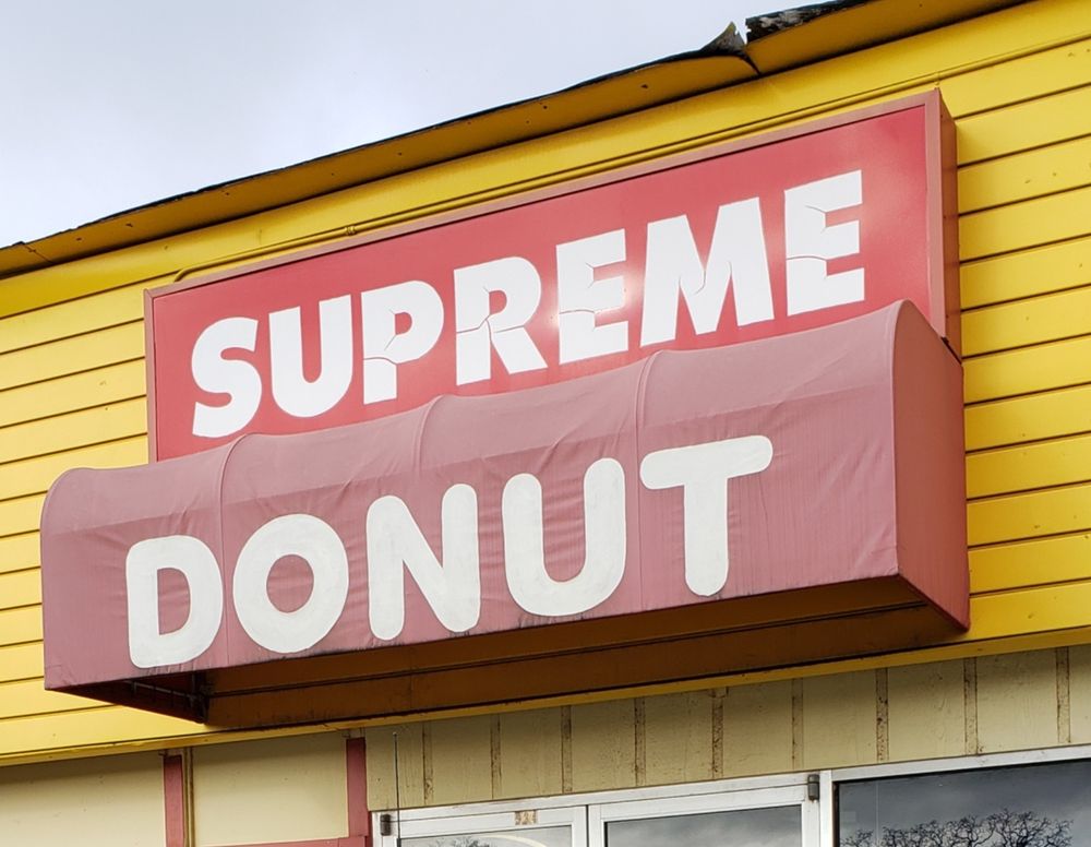 Donut Supreme Logo