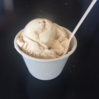 Long Beach Creamery - 1 Scoop of Burnt Caramel - Ice Cream & Frozen Yogurt Near Me - Long Beach, California Long Beach Creamery - 1 Scoop of Burnt Caramel - Ice Cream & Frozen Yogurt Near Me - Long Beach, California