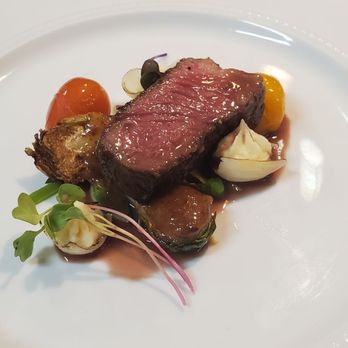 Miyo's Restaurant - Kobe beef on yummy veg - Izakaya Near Me - Hilo, Hawaii
