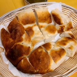 The bread came with our meal; served with a spiced oil; it had a nice chew and bubbly texture! The bread came with our meal; served with a spiced oil; it had a nice chew and bubbly texture!