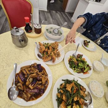 New Ming's - This is all the food Came out very fast! - Chinese Near Me - San Bruno, California New Ming's - This is all the food Came out very fast! - Chinese Near Me - San Bruno, California