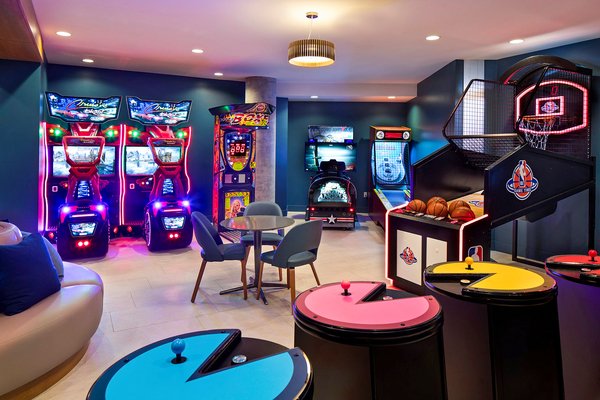 Park 12 - The Collection by null